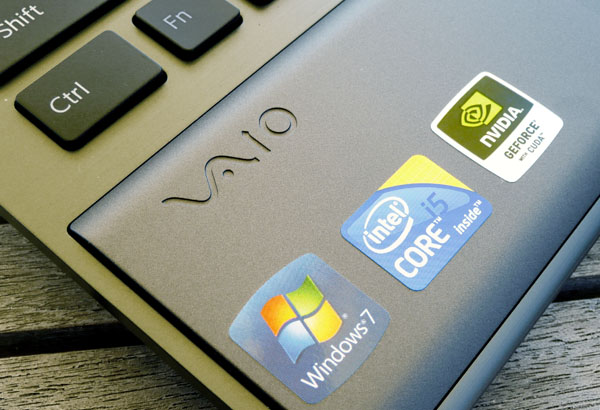 This Sony VAIO replaced my ill-fated Dell M1330.